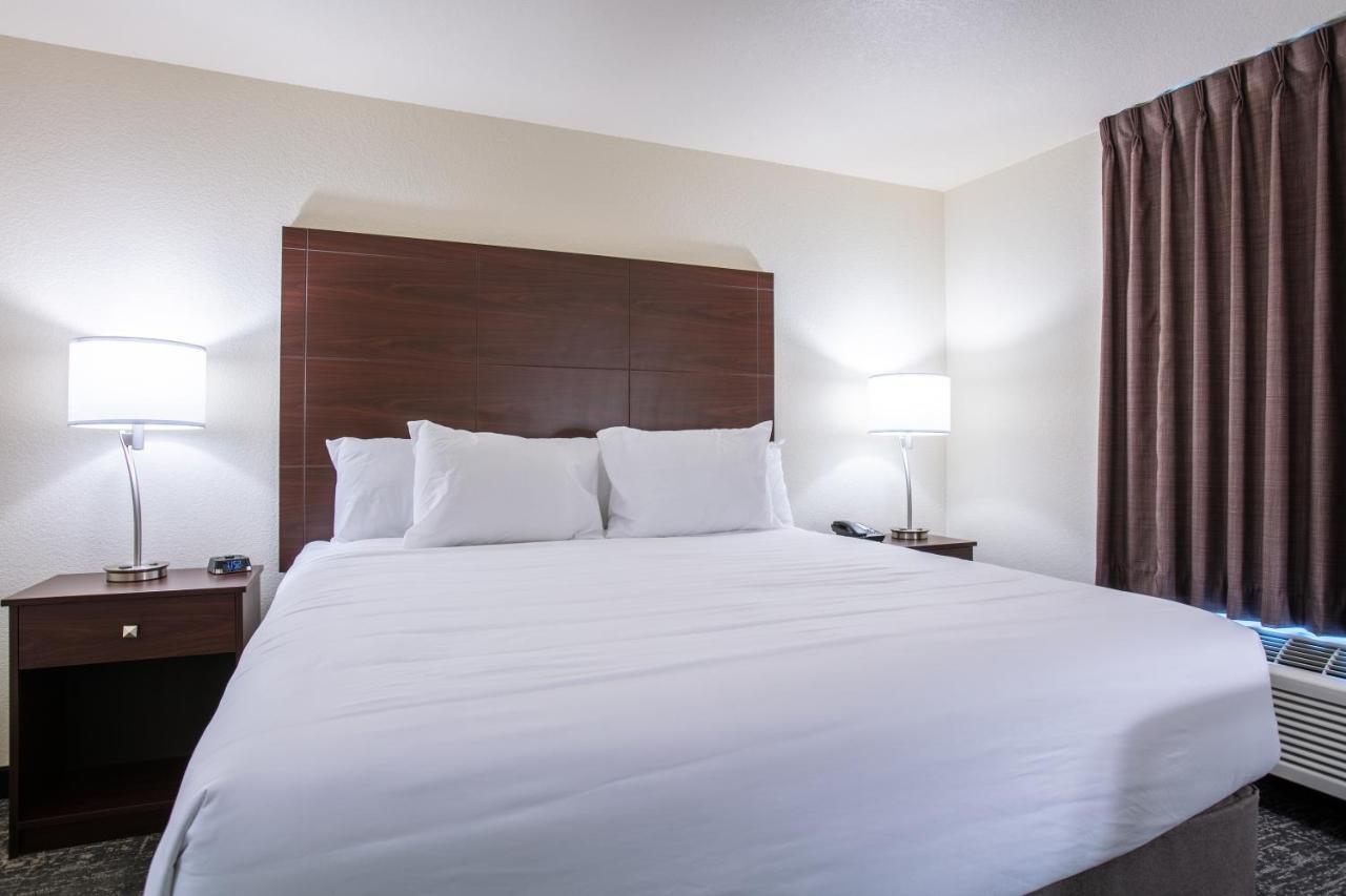 Cobblestone Inn & Suites - Pine Bluffs Eksteriør bilde