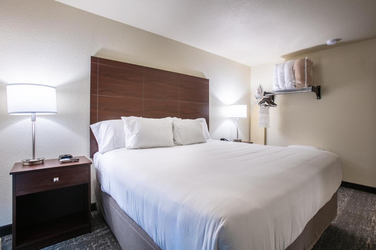 Cobblestone Inn & Suites - Pine Bluffs Eksteriør bilde