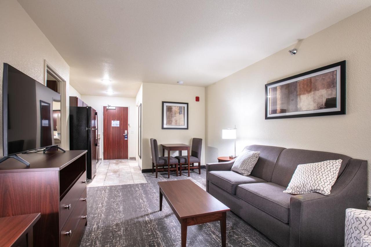 Cobblestone Inn & Suites - Pine Bluffs Eksteriør bilde
